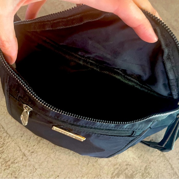 Madden Girl Fanny pack wrap - Picture 3 of 3